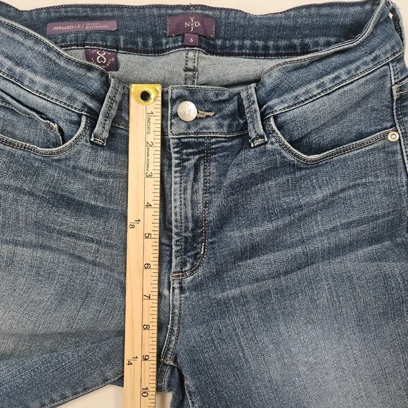 NYDJ Annabelle Skinny Boyfriend Jeans Size 6 Medium Wash Lift Tuck Stretch Denim - Picture 8 of 12